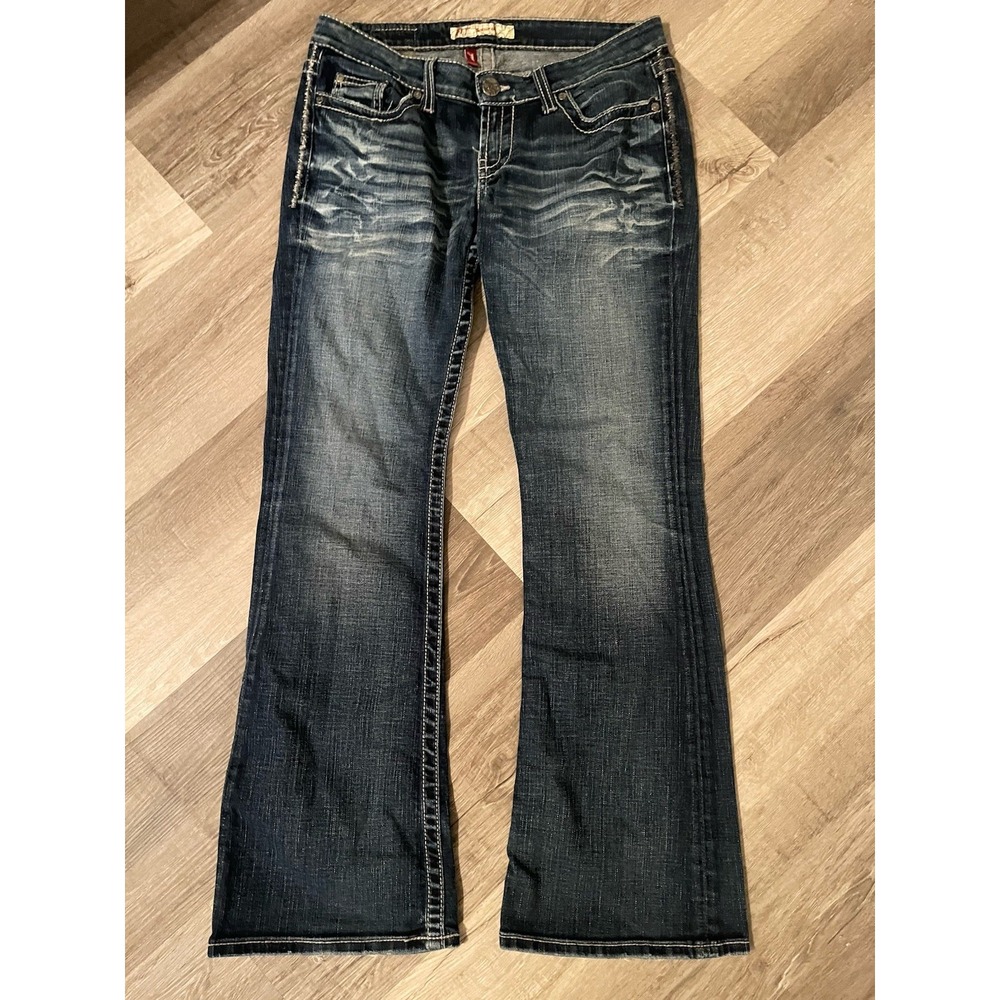 Buckle BKE Sabrina Low Rise Bootcut Dark Wash Distressed Women Jeans Size 29